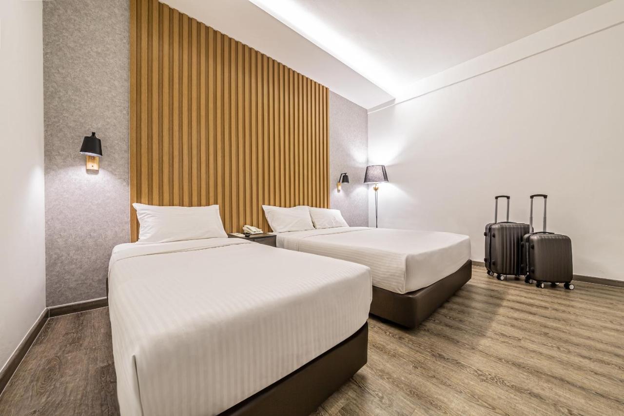 Thy Executive Hotel Johor Bahru Exterior photo