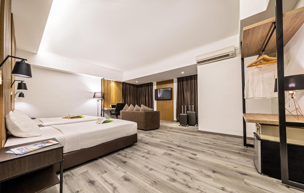 Thy Executive Hotel Johor Bahru Exterior photo